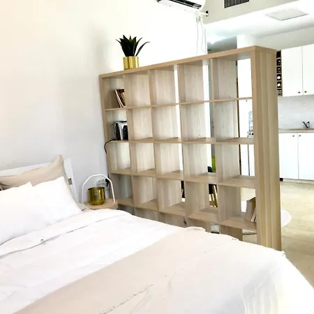 Bright And Spacious Loft By The Sea With Bomb Shelter Tel Aviv Exterior photo